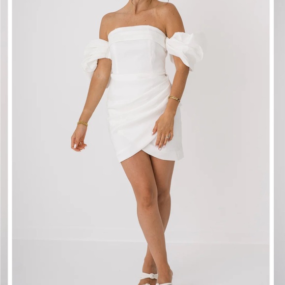 LWD Dresses & Skirts - Chic Strapless White Mini Dress